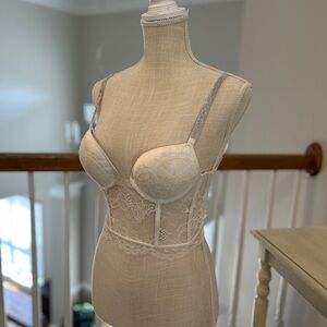 Victoria's Secret Cream Lace Bra